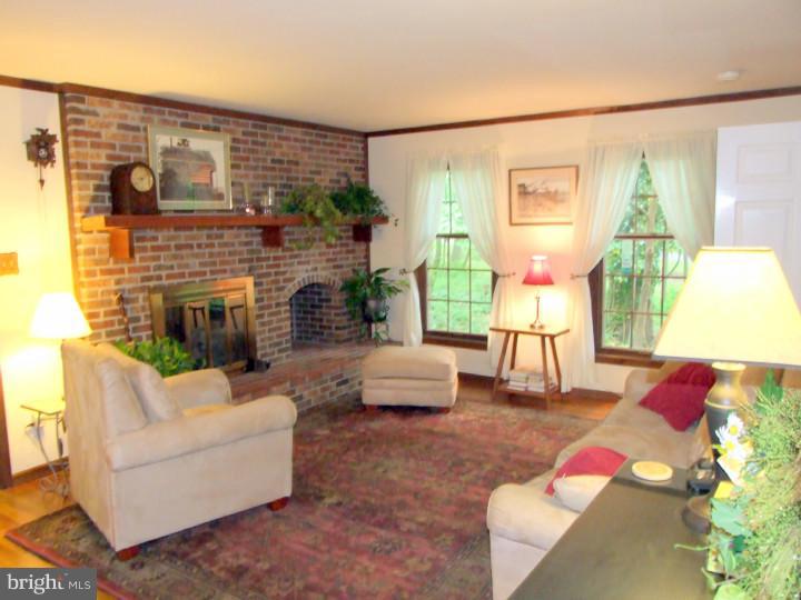117 Stoney Ridge Road Landenberg, PA 19350 - Photo 3 of 25 Family Room
