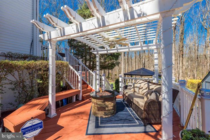 11928 Appling Valley Road Fairfax, VA 22030 - Photo 6 of 16