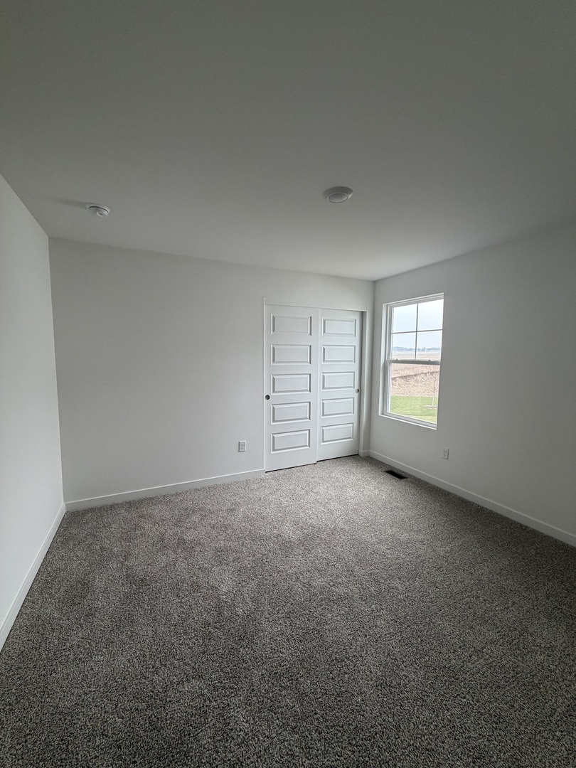 116 Cornerstone Crossing Hampshire, IL 60140 - Photo 8 of 12