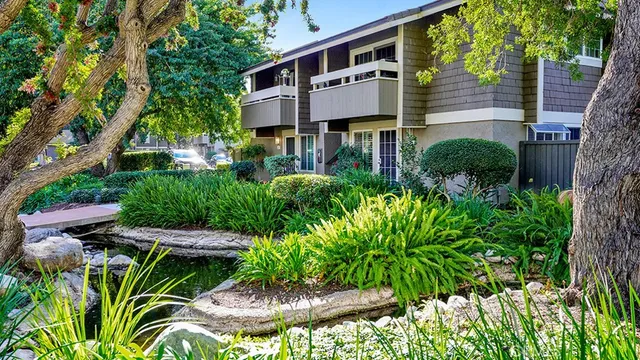 $564,988 | 239 Streamwood, Irvine, CA 92620