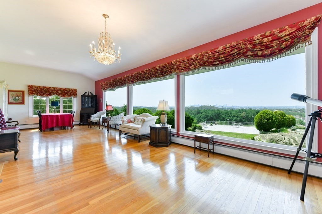 87 Boston Rock Road Melrose, MA 02176 - Photo 3 of 26 Gallery Image 3
