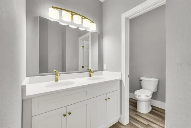 $399,000 | 570 East 5th Street, Chuluota, FL 32766