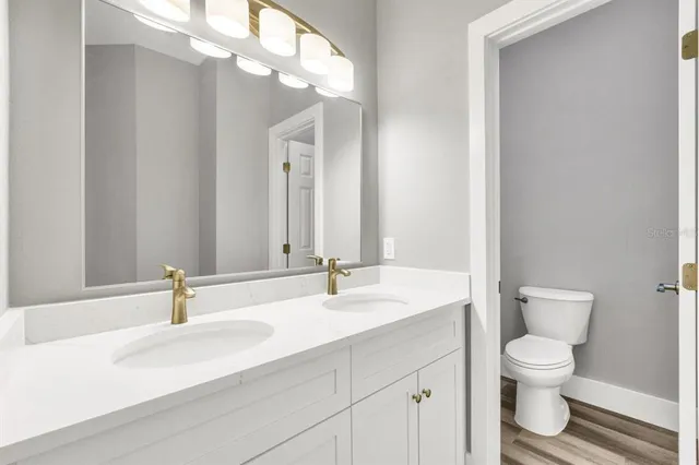 $399,000 | 570 East 5th Street, Chuluota, FL 32766