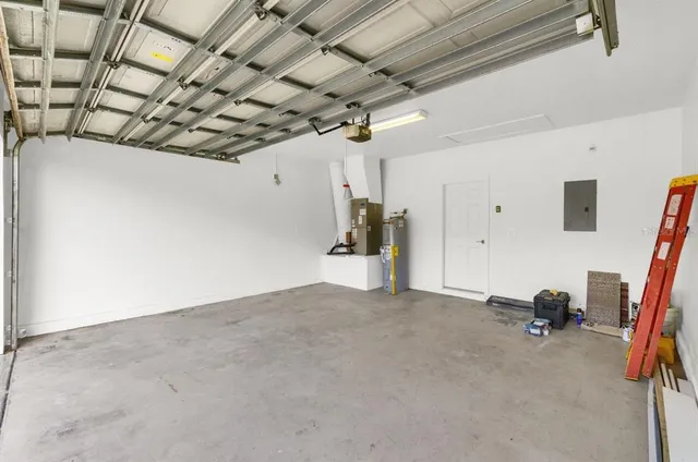 $399,000 | 570 East 5th Street, Chuluota, FL 32766