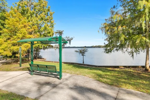 $399,000 | 570 East 5th Street, Chuluota, FL 32766