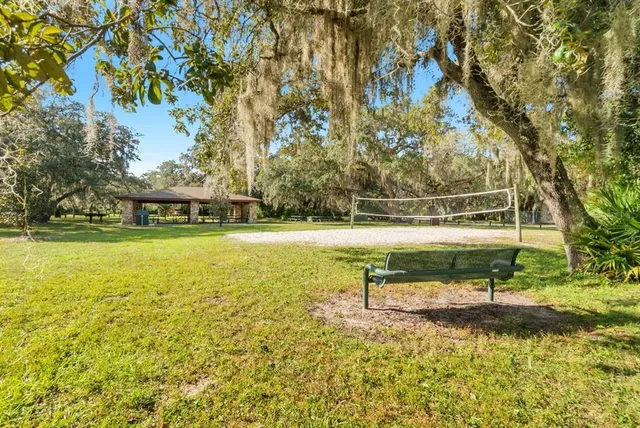 $399,000 | 570 East 5th Street, Chuluota, FL 32766