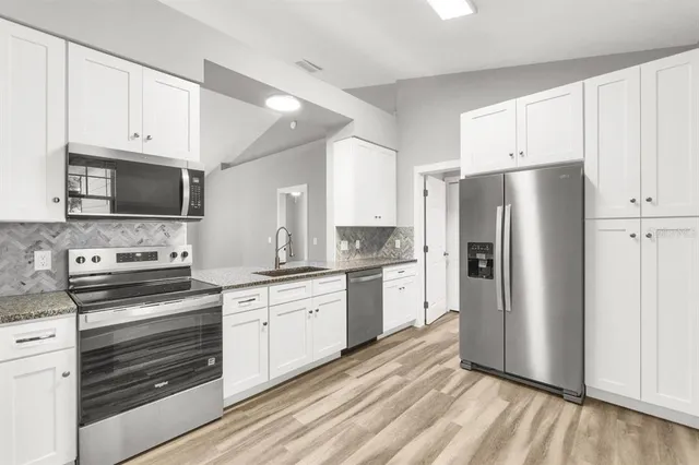 $399,000 | 570 East 5th Street, Chuluota, FL 32766