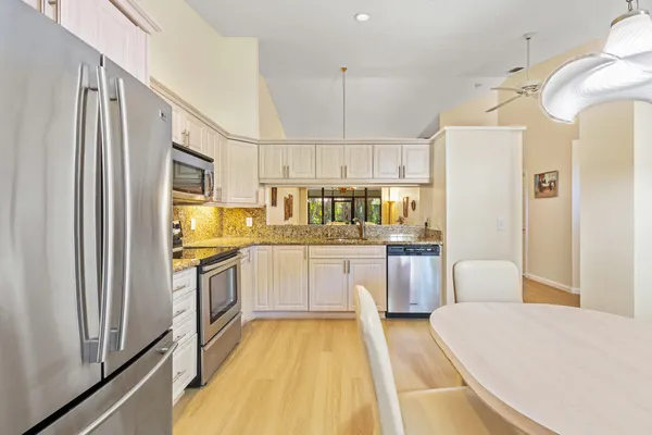 $369,000 | 7825 Lexington Club Boulevard, Unit B, Delray Beach, FL 33446