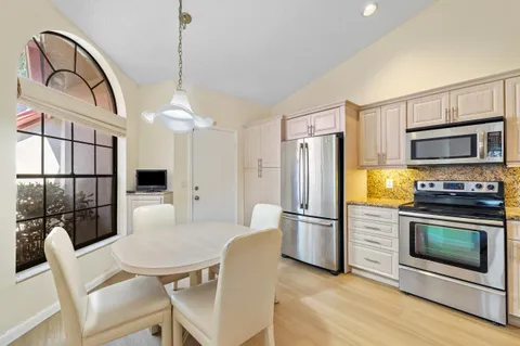 $369,000 | 7825 Lexington Club Boulevard, Unit B, Delray Beach, FL 33446