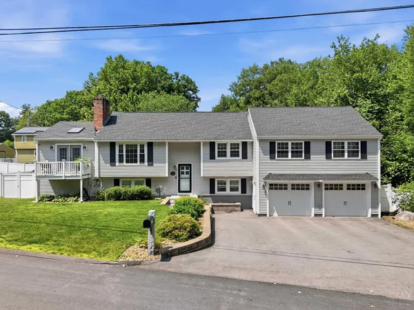 $749,000 | 50 Langholm Drive, Nashua, NH 03062