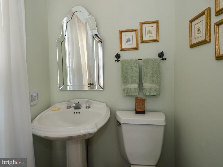 75 Ridge Run Road Sellersville, PA 18960 - Photo 14 of 25 Bathroom