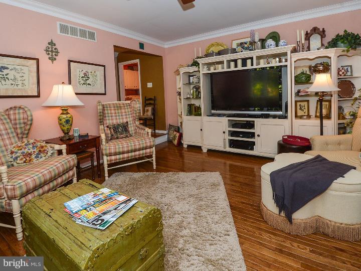 75 Ridge Run Road Sellersville, PA 18960 - Photo 6 of 25 Family Room