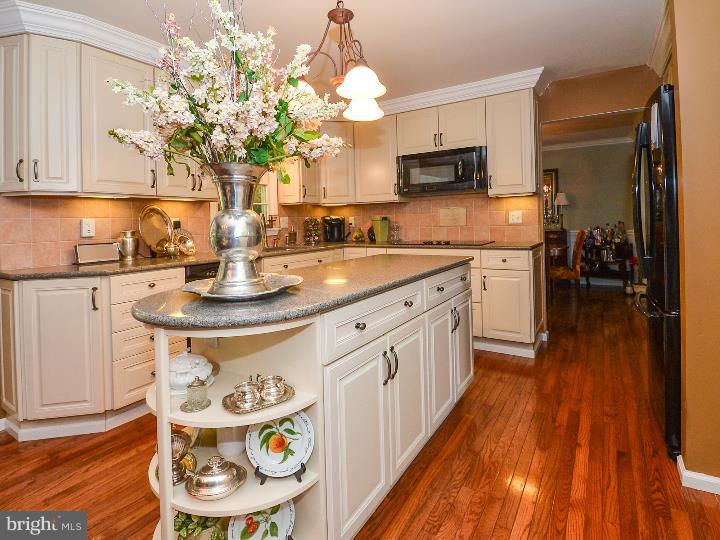 75 Ridge Run Road Sellersville, PA 18960 - Photo 7 of 25 Kitchen