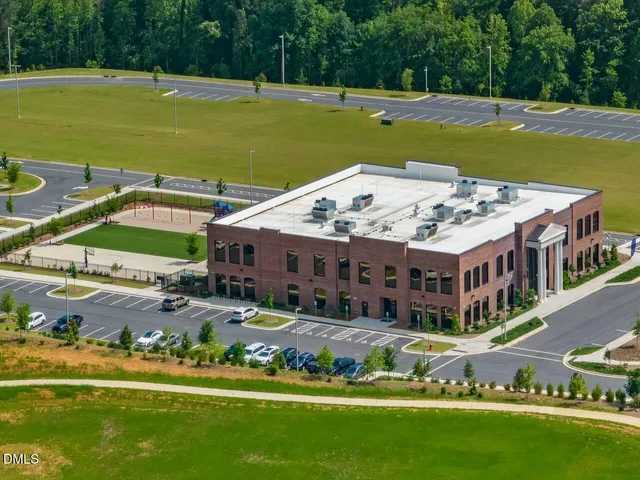 $689,444 | 115 Cir City Way, Pittsboro, NC 27312