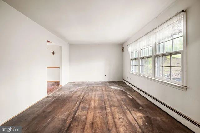 $364,900 | 891 Brown Drive, Spring City, PA 19475