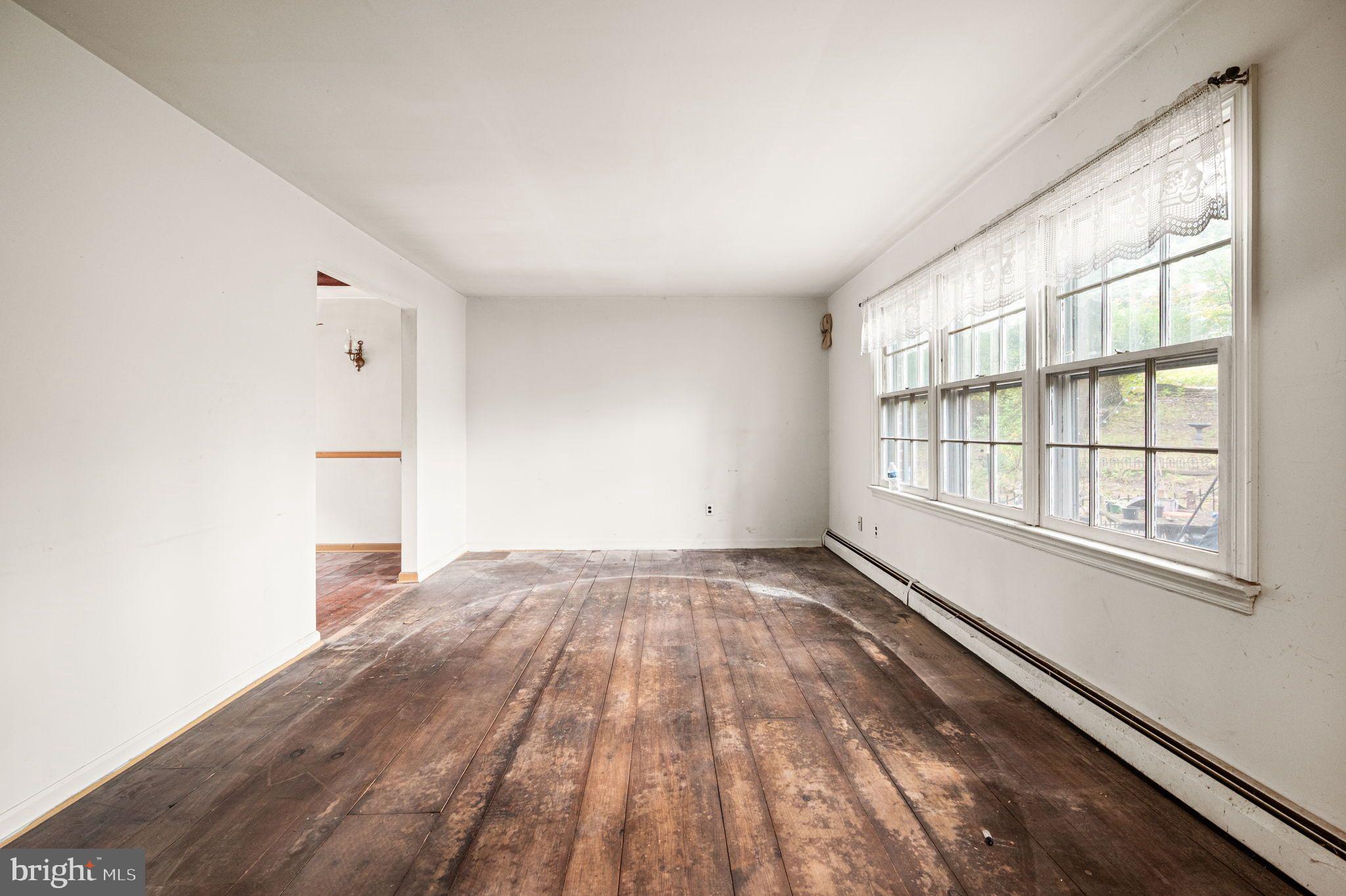 891 Brown Drive Spring City, PA 19475 - Photo 7 of 25