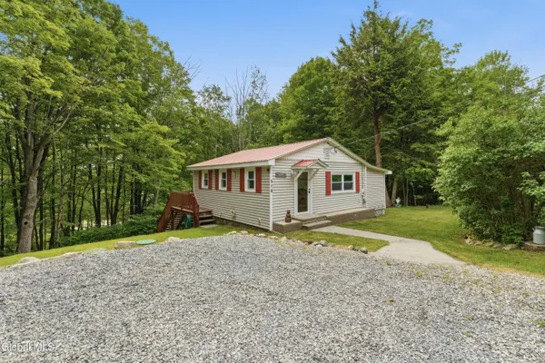 $335,000 | 516 Coolidge Hill Road, Bolton, NY 12824