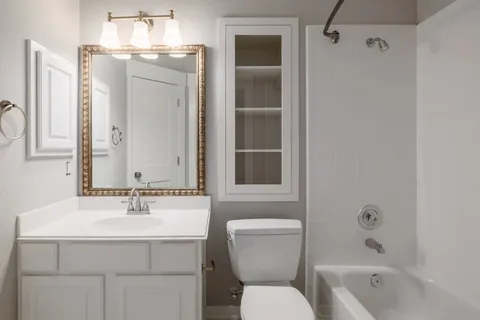 $1,300,000 | 5512 Ballenton Lane, Austin, TX 78739