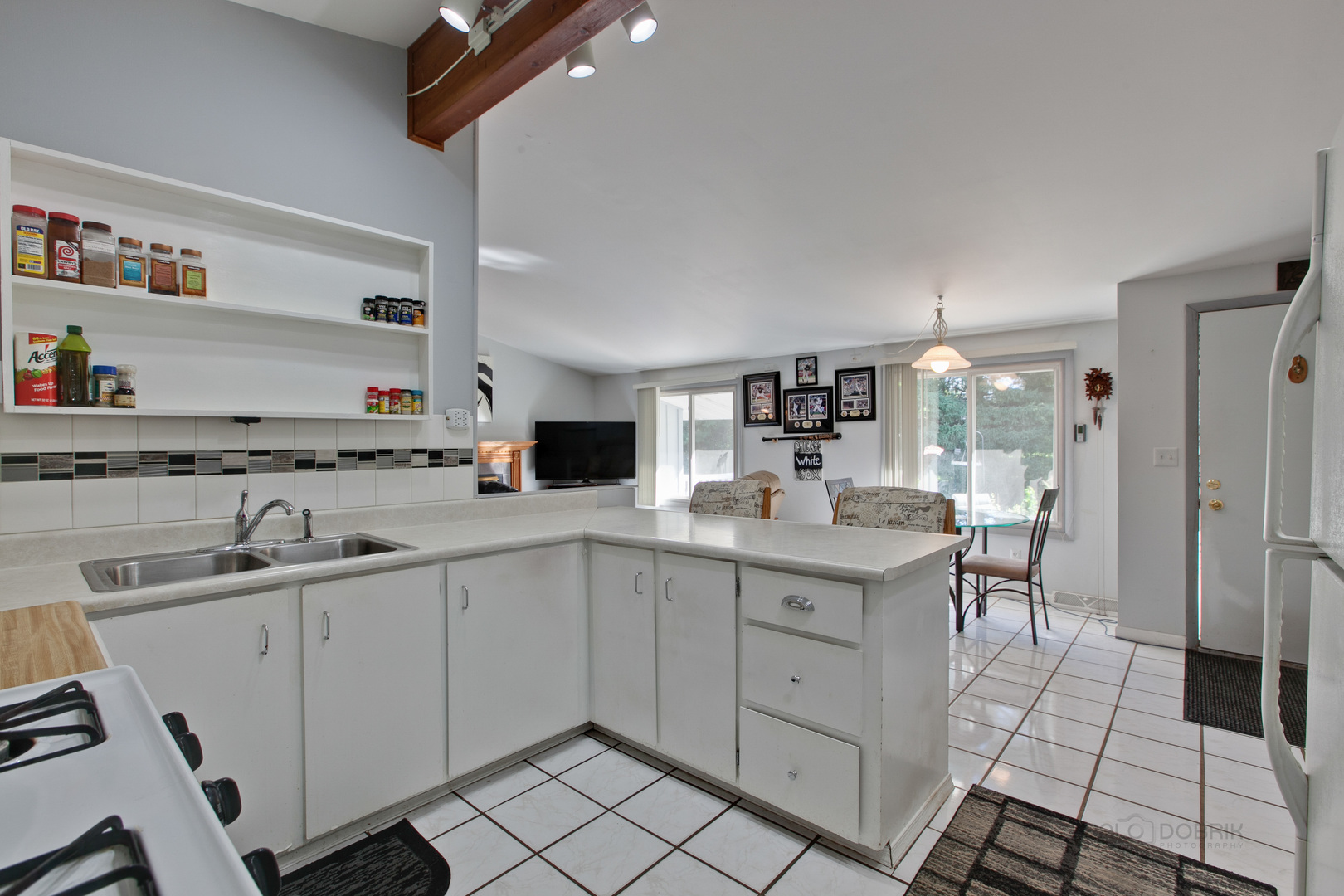 1415 Paddock Road Spring Grove, IL 60081 - Photo 17 of 48