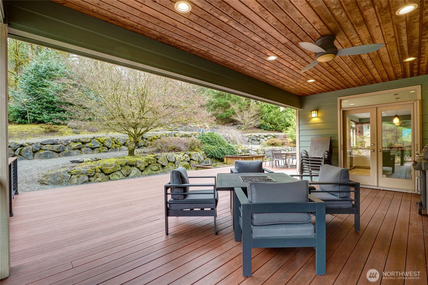 19915 Southeast Petrovitsky Road Maple Valley, WA 98038 - Photo 28 of 40