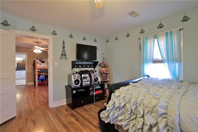 1892 River Road Clarksville, TN 37040 - Photo 11 of 20