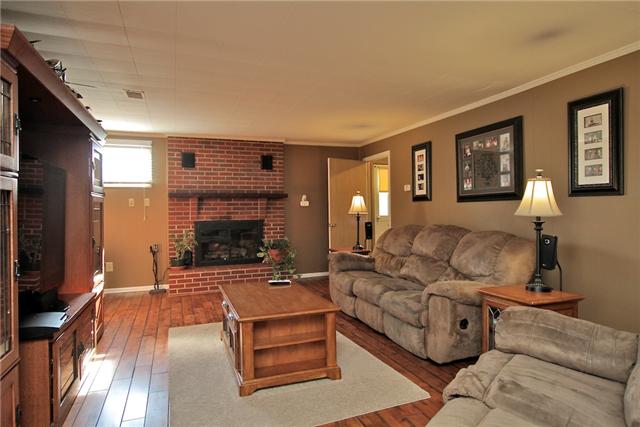 1892 River Road Clarksville, TN 37040 - Photo 3 of 20
