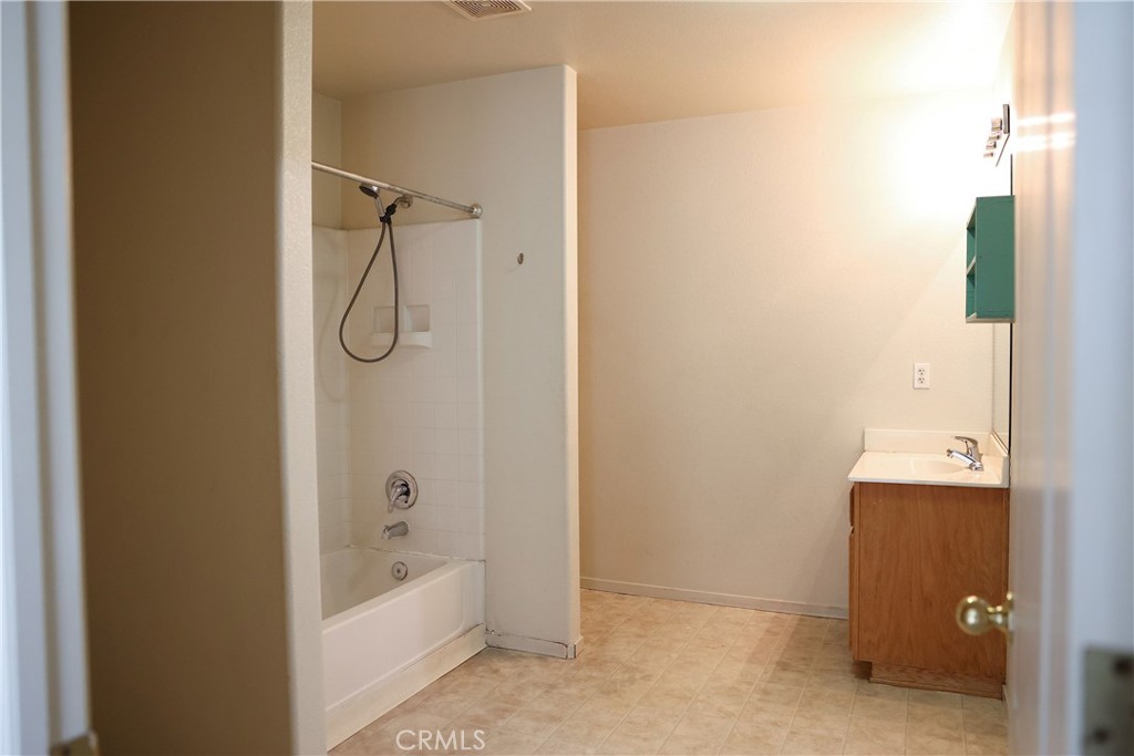 3880 Early Light Merced, CA 95348 - Photo 10 of 16