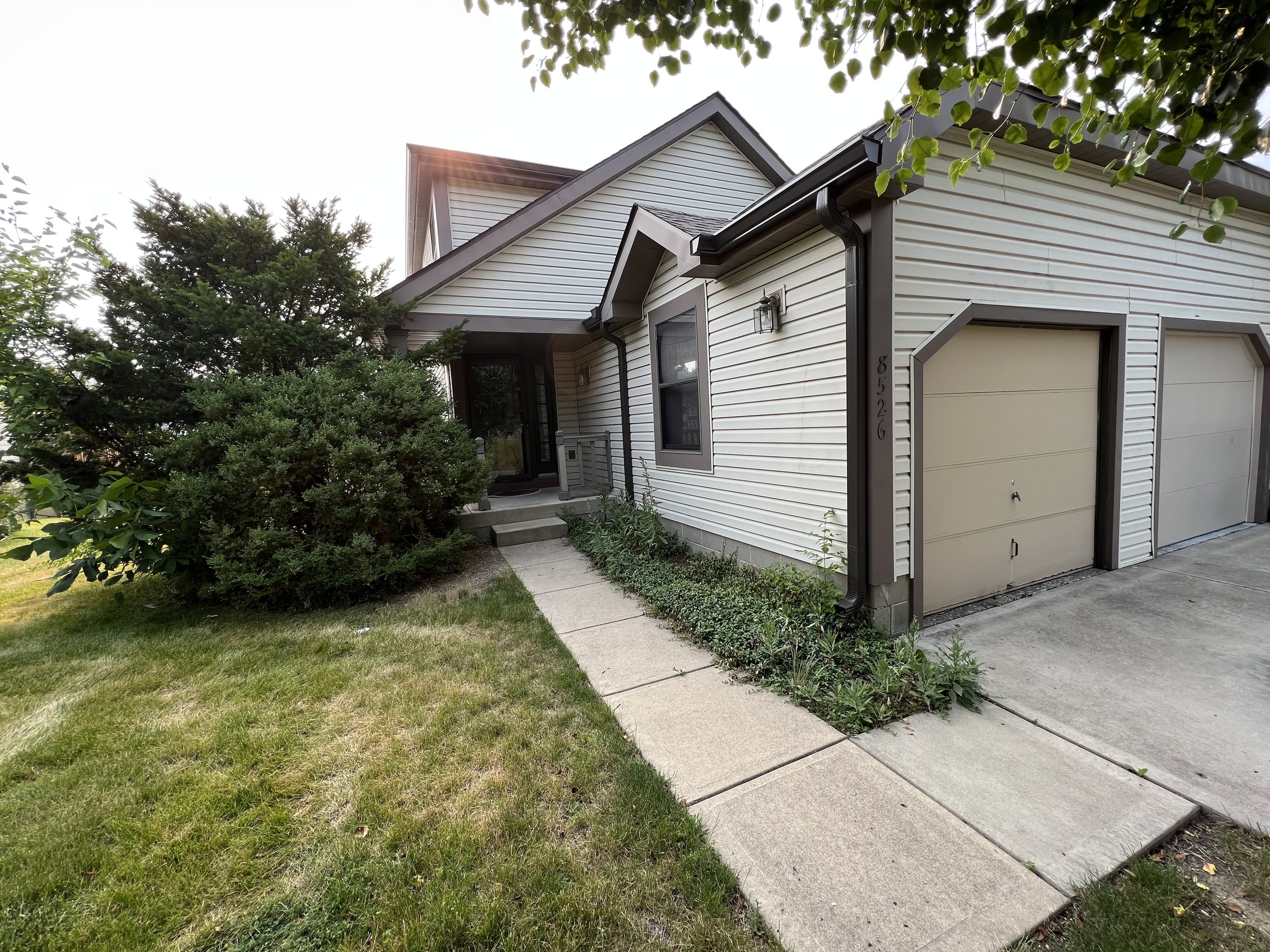 8526 Hague Road Indianapolis, IN 46256 - Photo 1 of 22 Gallery Image 1
