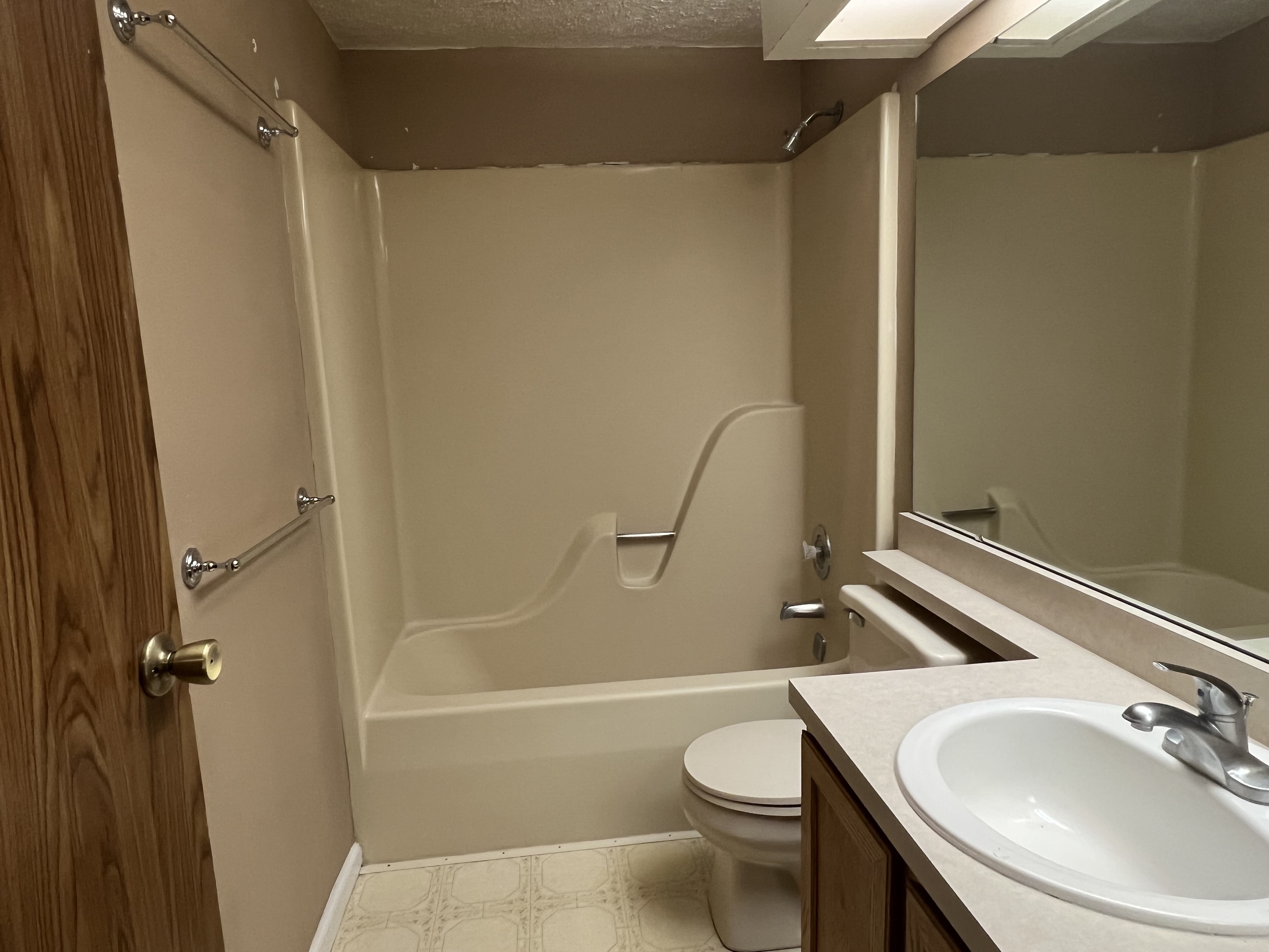 8526 Hague Road Indianapolis, IN 46256 - Photo 13 of 22 Gallery Image 13