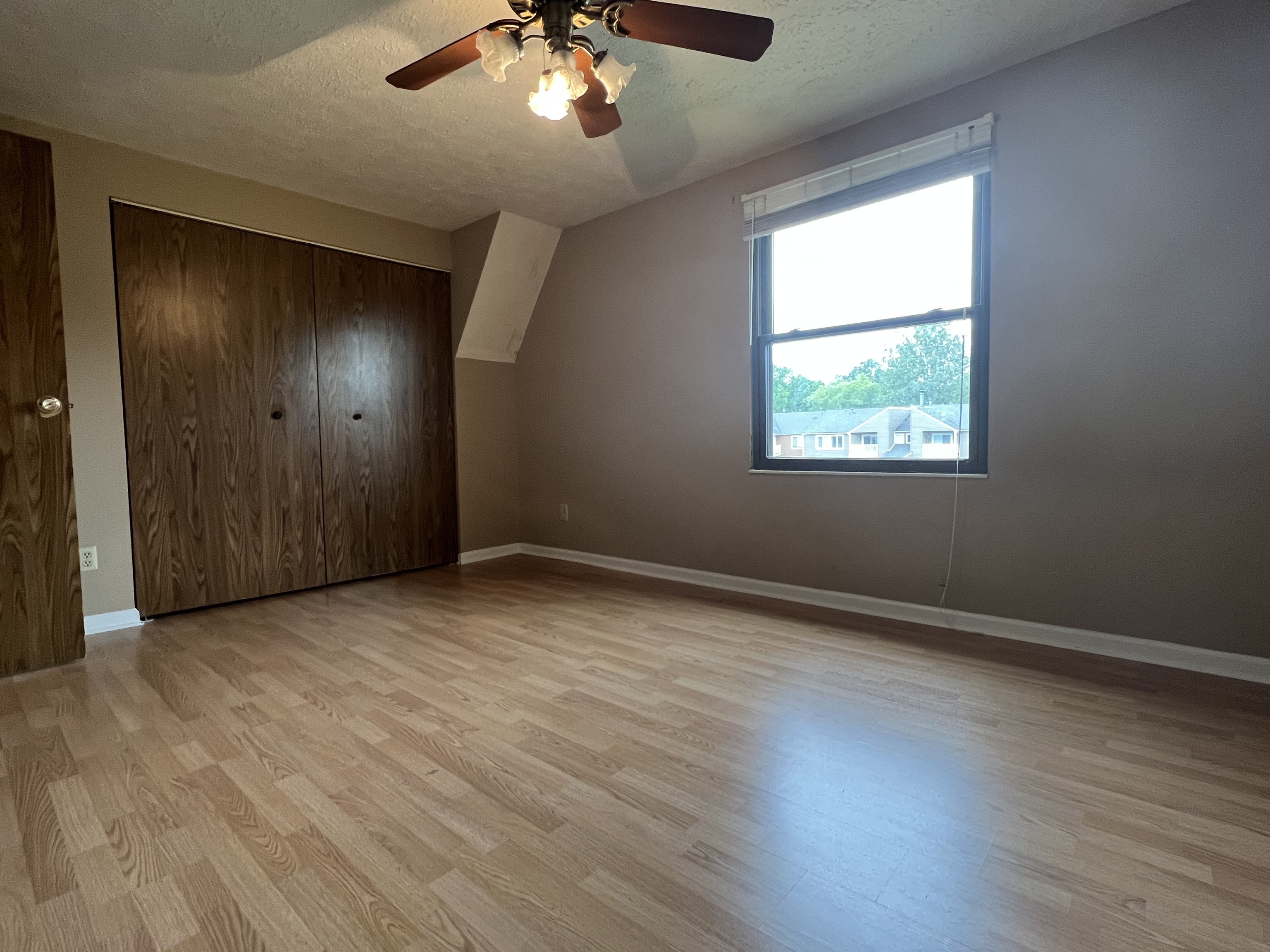 8526 Hague Road Indianapolis, IN 46256 - Photo 17 of 22 Gallery Image 17