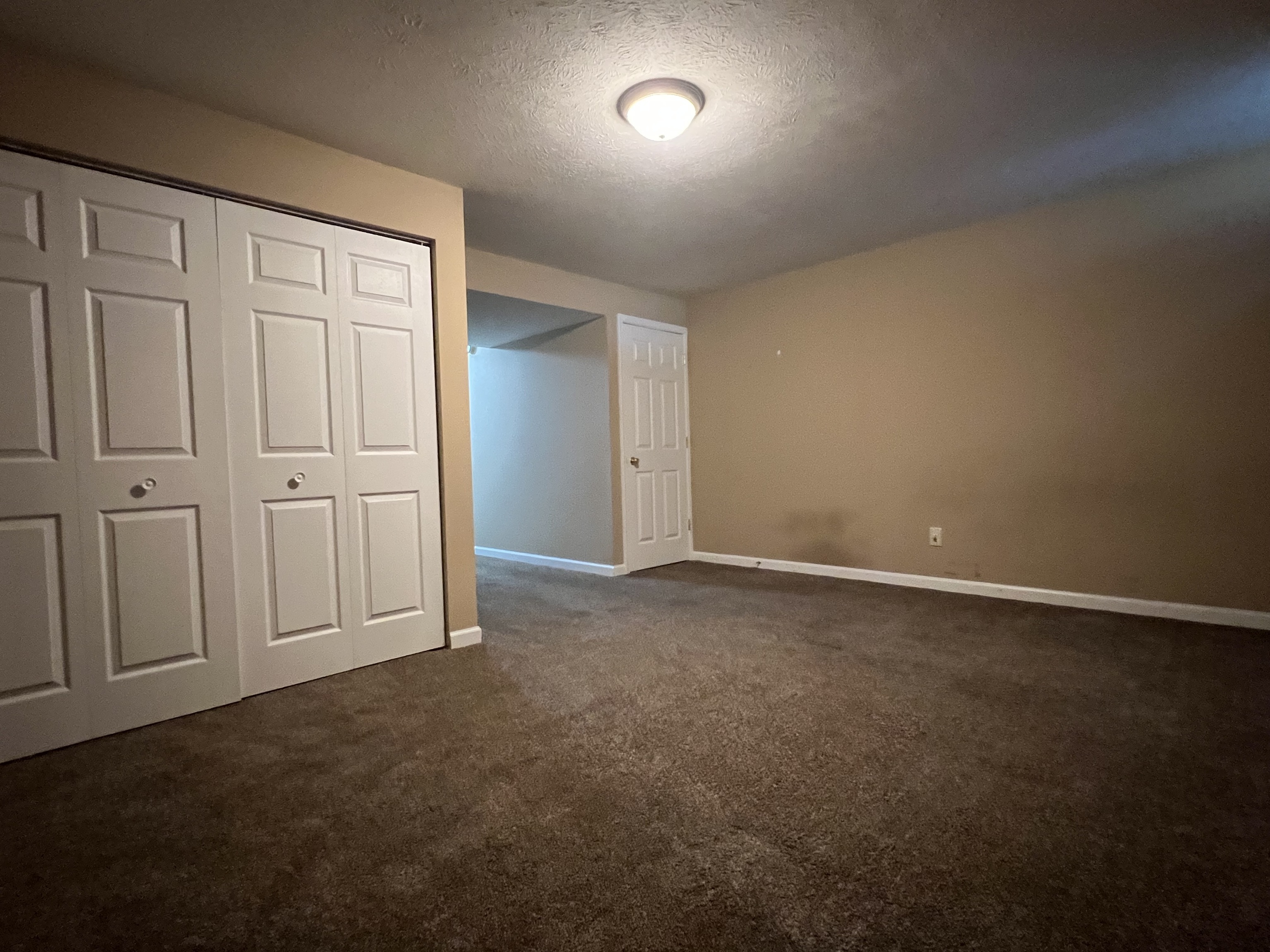8526 Hague Road Indianapolis, IN 46256 - Photo 18 of 22 Gallery Image 18