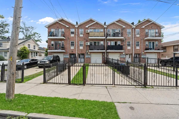 $999,000 | 10-76 Gipson Street | Bayswater