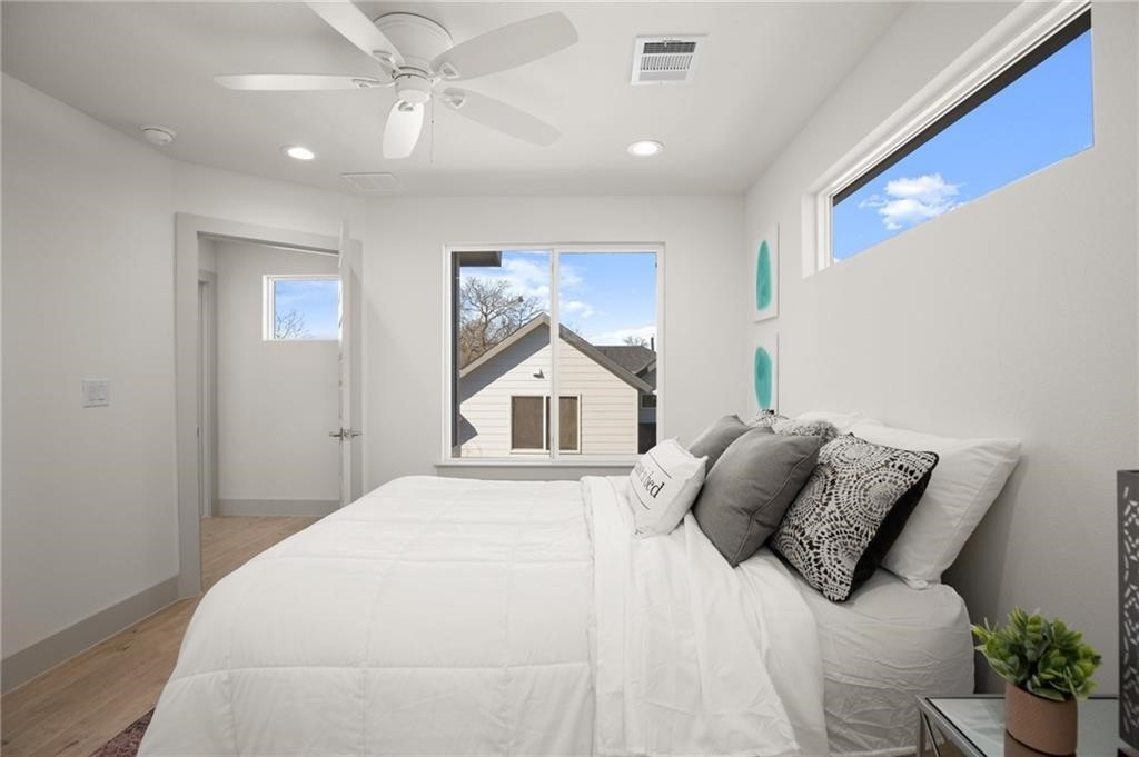 2413 East 9th Street, Unit 2 Austin, TX 78702 - Photo 13 of 38