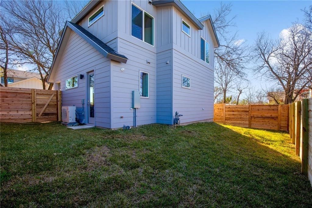 2413 East 9th Street, Unit 2 Austin, TX 78702 - Photo 26 of 38