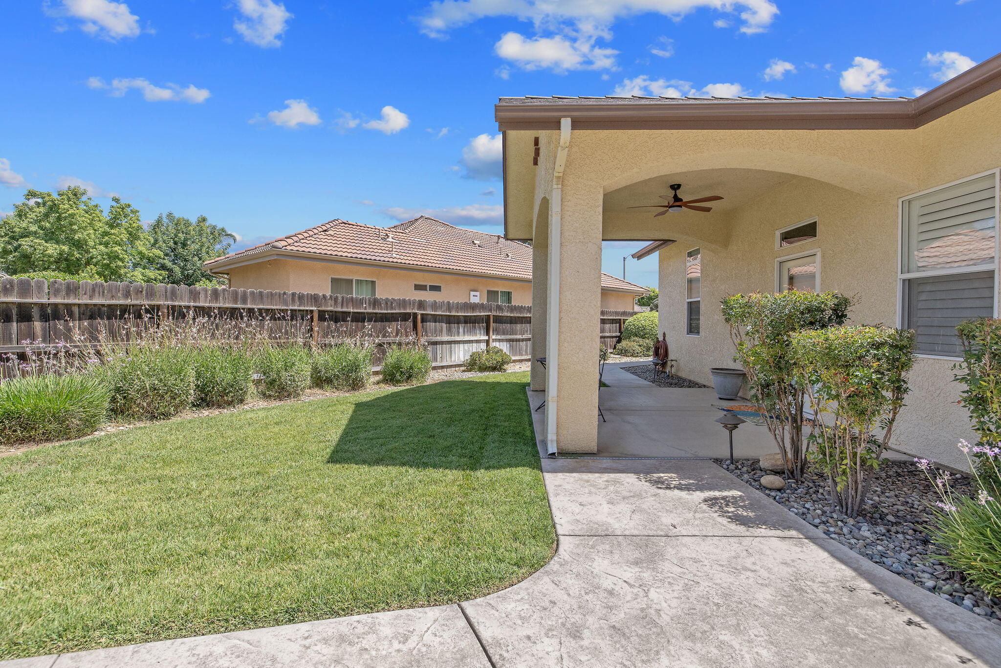 760 St James Court Exeter, CA 93221 - Photo 66 of 77 patio from Primary suite