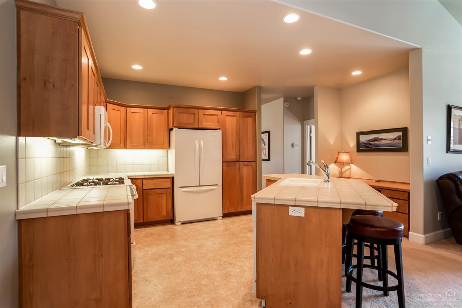 2437 Northwest Awbrey Road Bend, OR 97703 - Photo 5 of 20 Additional Photo