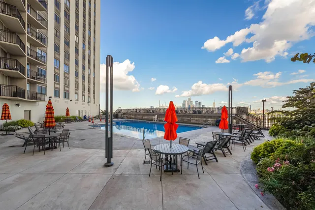 $339,000 | 100 Manhattan Avenue, Unit 416, Union City, NJ 07087