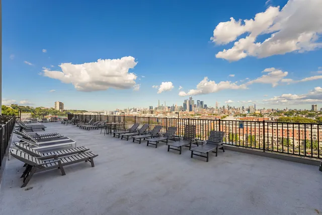 $339,000 | 100 Manhattan Avenue, Unit 416, Union City, NJ 07087