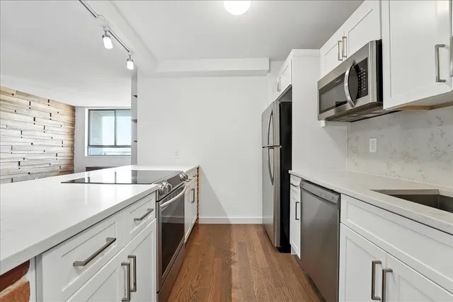 $339,000 | 100 Manhattan Avenue, Unit 416, Union City, NJ 07087