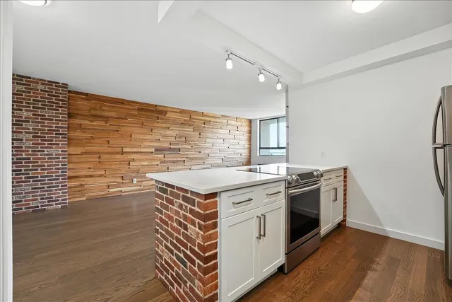 $339,000 | 100 Manhattan Avenue, Unit 416, Union City, NJ 07087