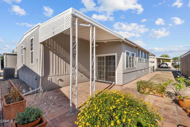 a view of house with a outdoor space