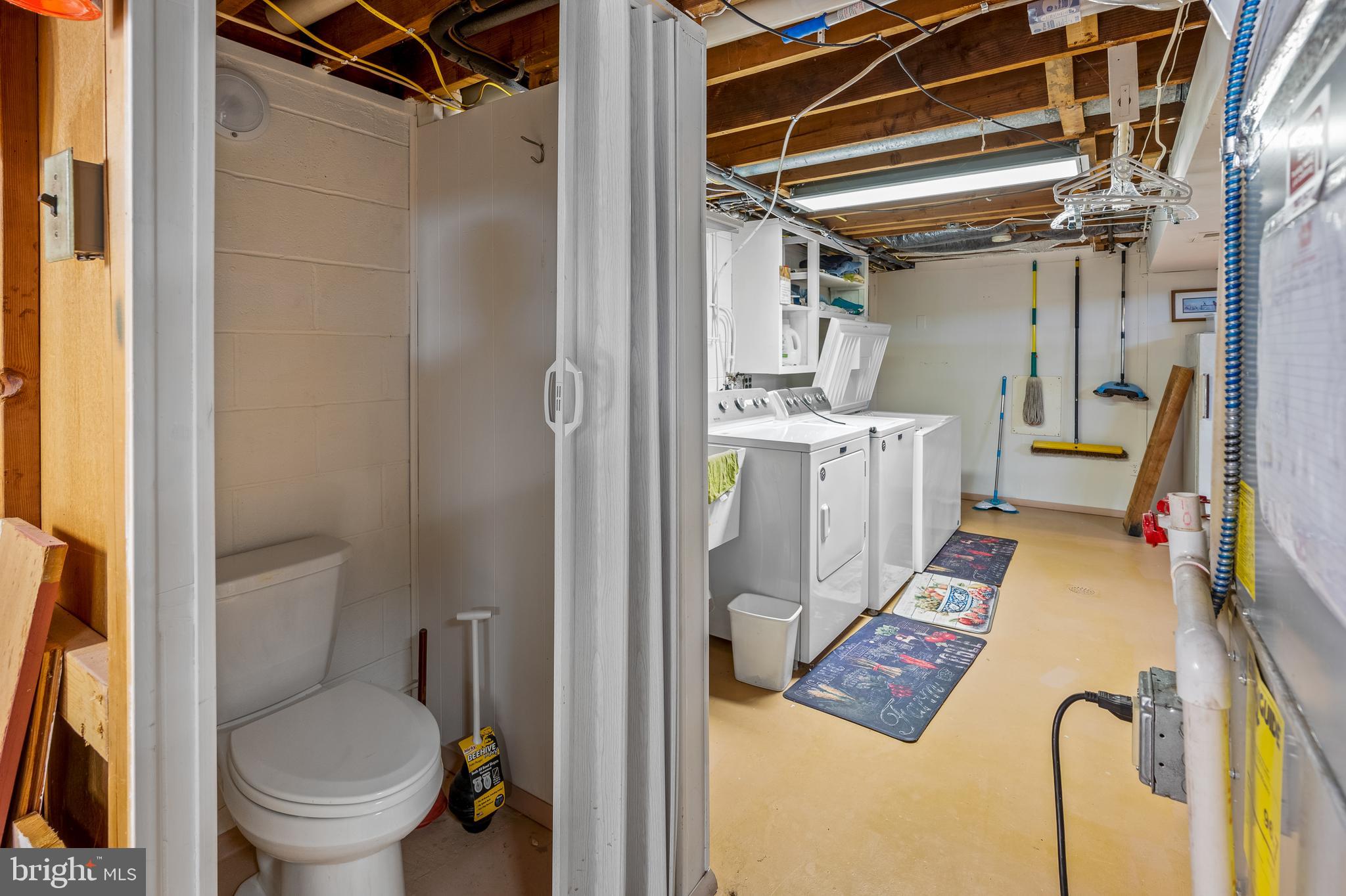 2104 Sun Valley Road Lancaster, PA 17603 - Photo 14 of 24