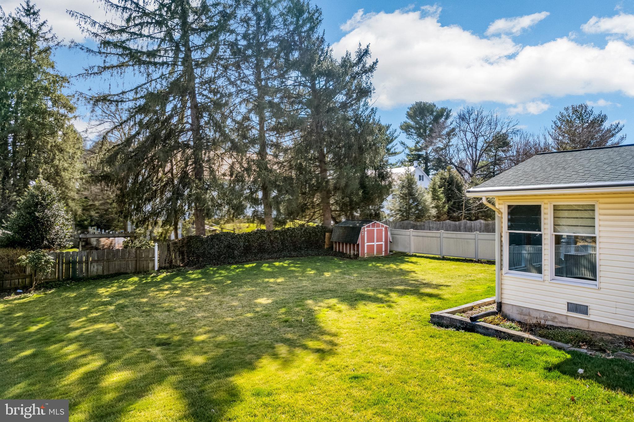 2104 Sun Valley Road Lancaster, PA 17603 - Photo 17 of 24