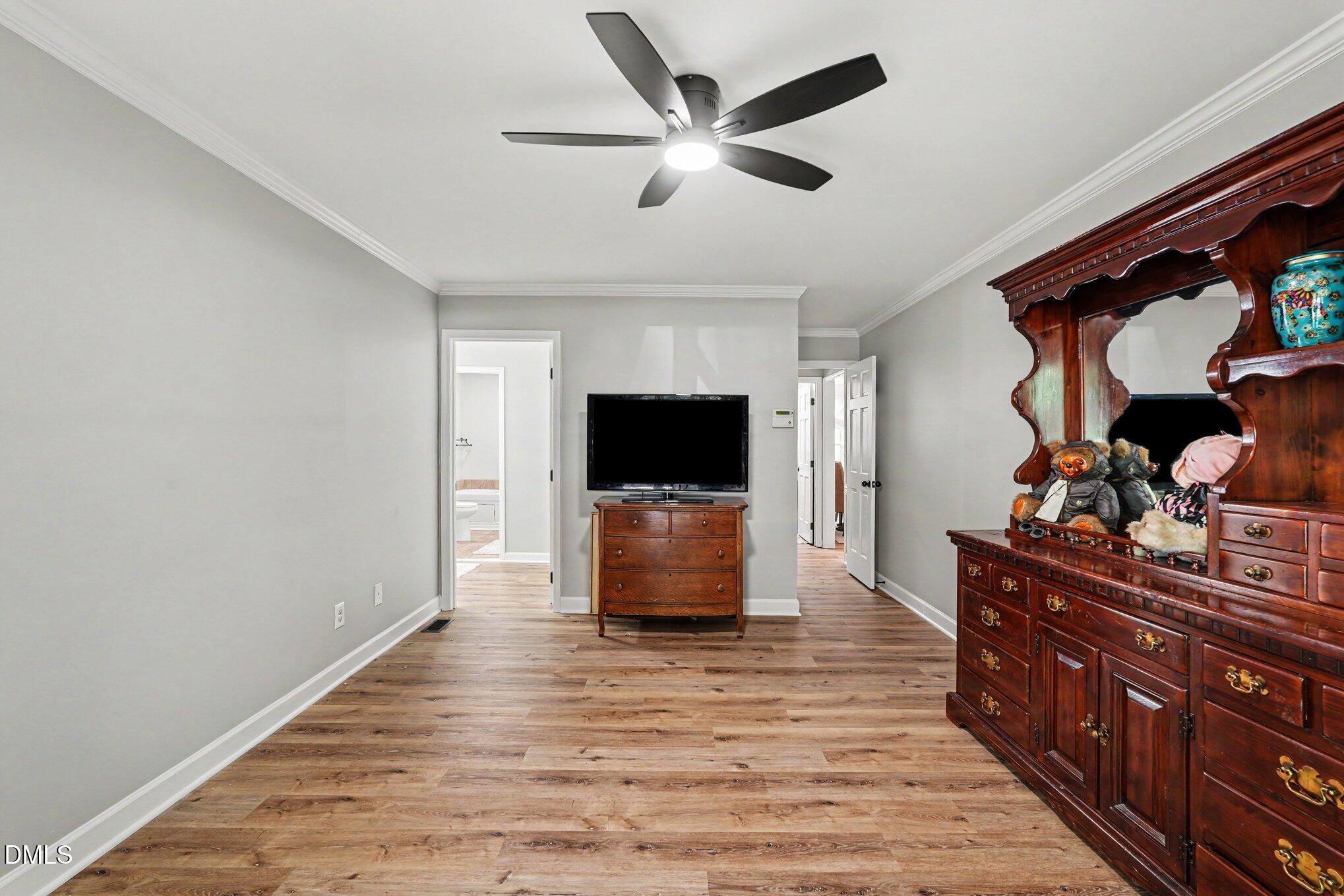 6016 Hampton Ridge Road Raleigh, NC 27603 - Photo 17 of 32 017_file_2711
