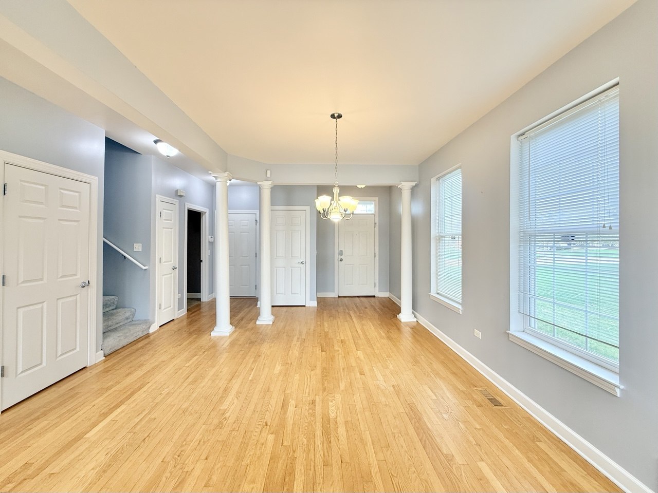 930 Case Avenue, Unit 930 Naperville, IL 60563 - Photo 4 of 26
