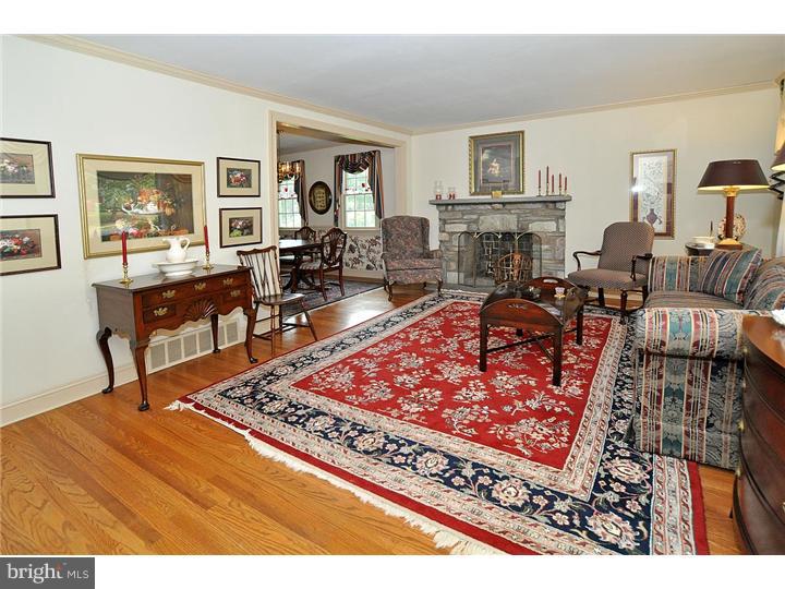314 Garden Road Oreland, PA 19075 - Photo 5 of 22 Gallery Image 5
