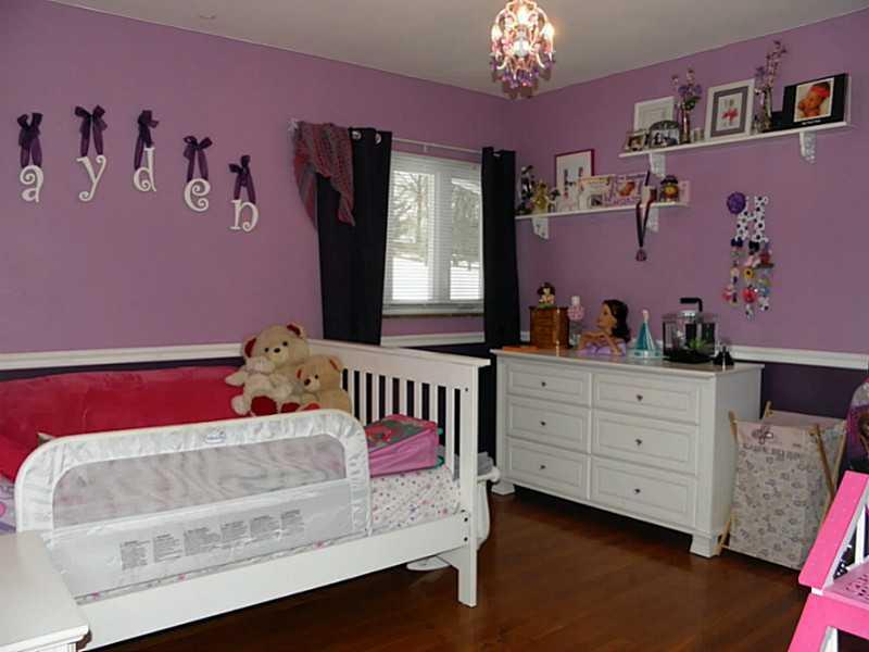 5742 Phillips Road Gibsonia, PA 15044 - Photo 12 of 23 Bedroom.