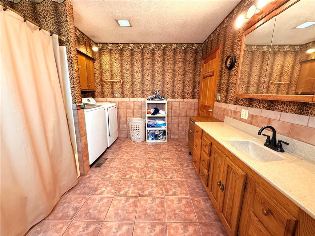 412 South Main Street Brookfield, MO 64628 - Photo 23 of 31