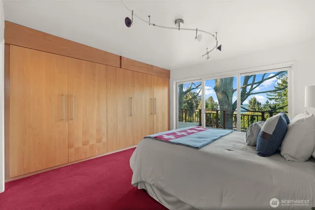 $850,000 | 15233 22nd Avenue Southwest, Burien, WA 98166