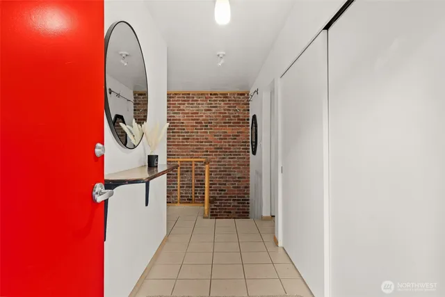 $850,000 | 15233 22nd Avenue Southwest, Burien, WA 98166